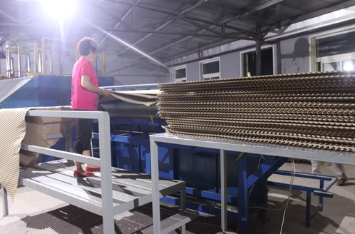 湿帘降温生产线